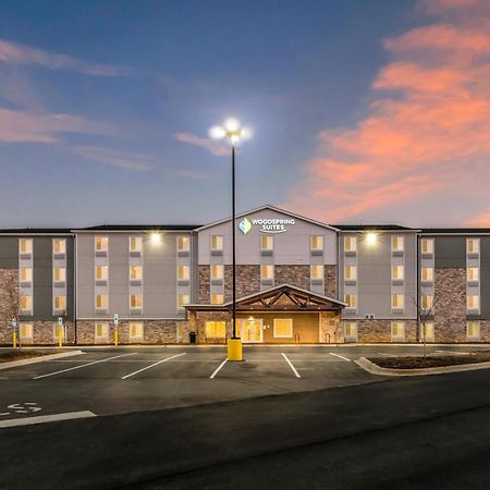 Woodspring Suites Charlotte - University Research Park Екстер'єр фото