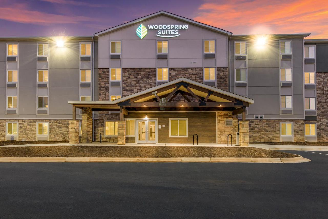Woodspring Suites Charlotte - University Research Park Екстер'єр фото